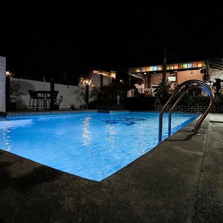 Casa De Celestina Private Resort Silang Zewnętrze zdjęcie