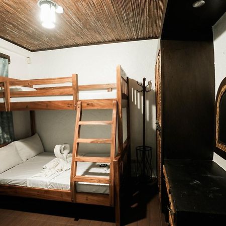 Casa De Celestina Private Resort Silang Zewnętrze zdjęcie